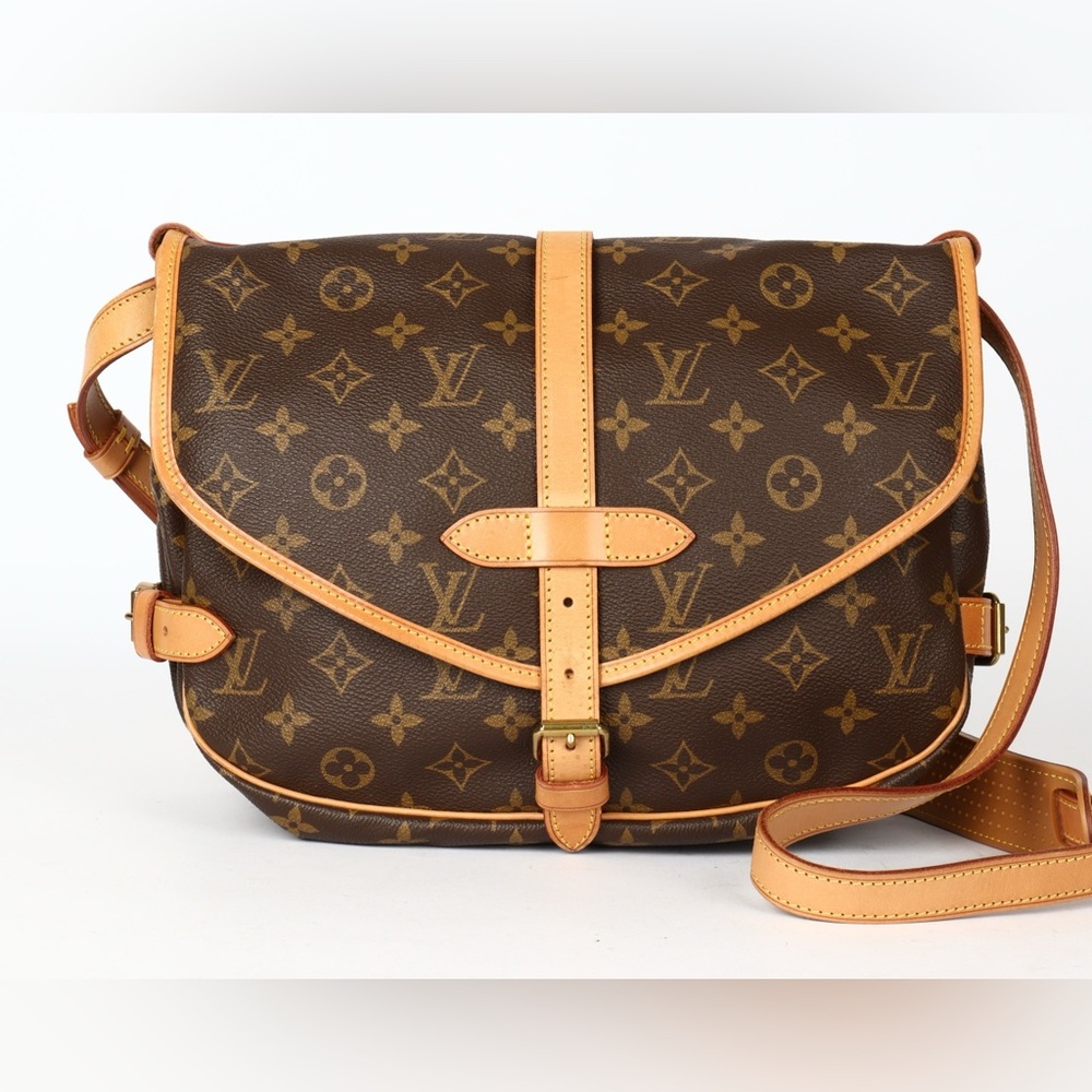 Authentic Louis Vuitton SAUMUR 30 shoulder/Crossbody Bag